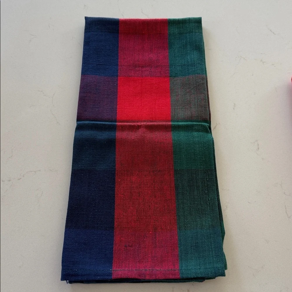 Crate & Barrel Plaid and Solid Color kitchen towel set of 3